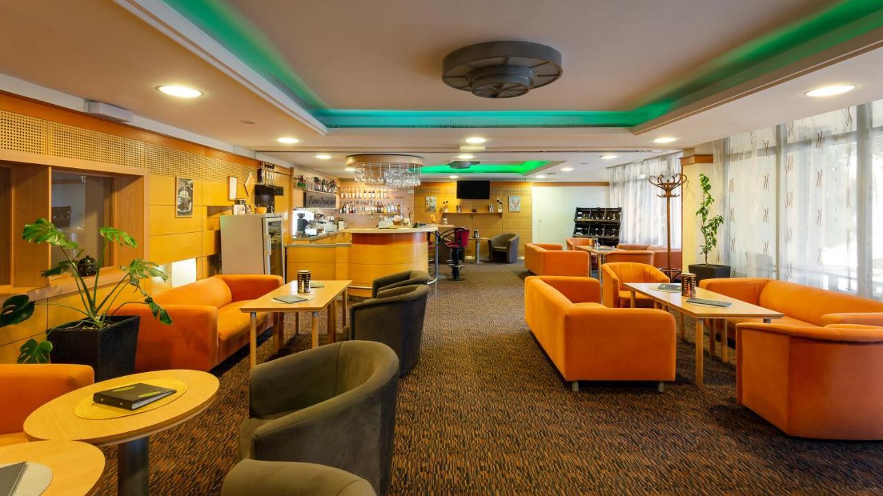 Hotel Eger & Park Ngoại thất bức ảnh