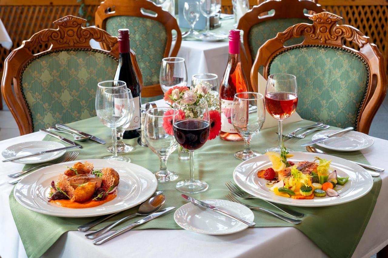 Hotel Eger & Park Ngoại thất bức ảnh