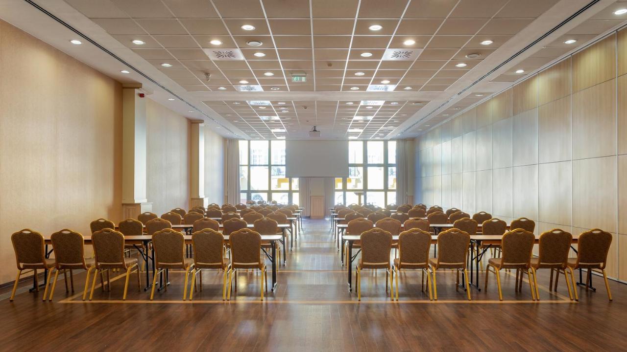 Hotel Eger & Park Ngoại thất bức ảnh