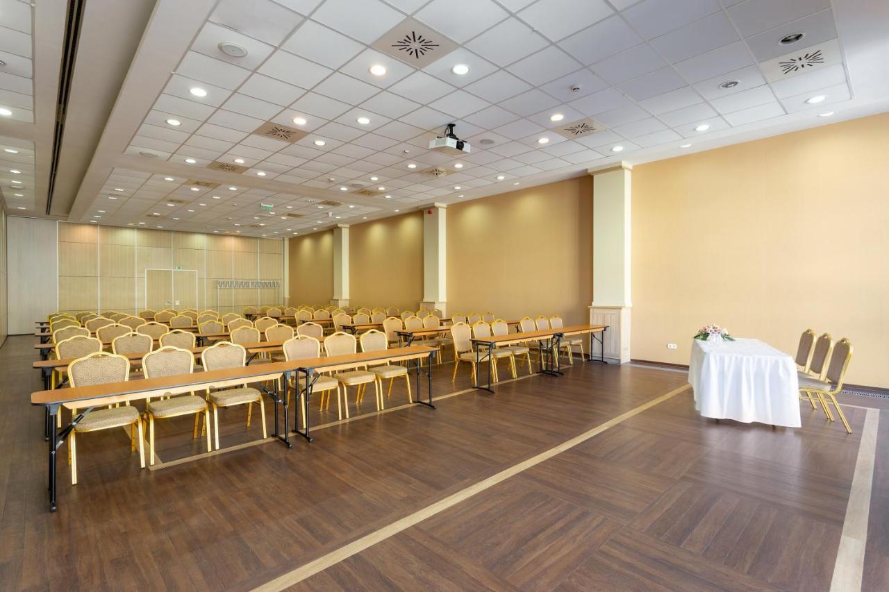 Hotel Eger & Park Ngoại thất bức ảnh