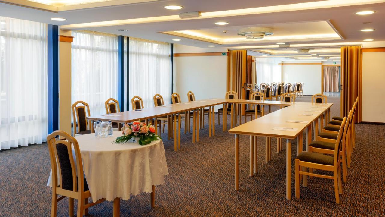 Hotel Eger & Park Ngoại thất bức ảnh