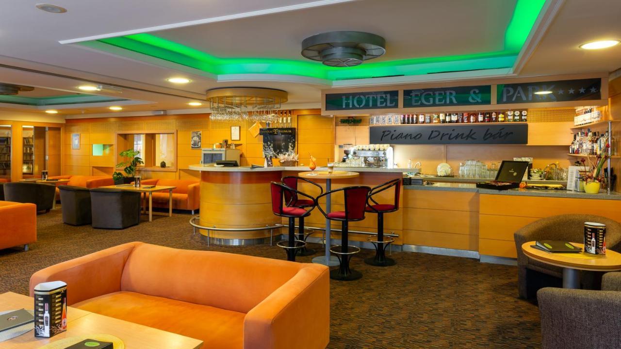 Hotel Eger & Park Ngoại thất bức ảnh