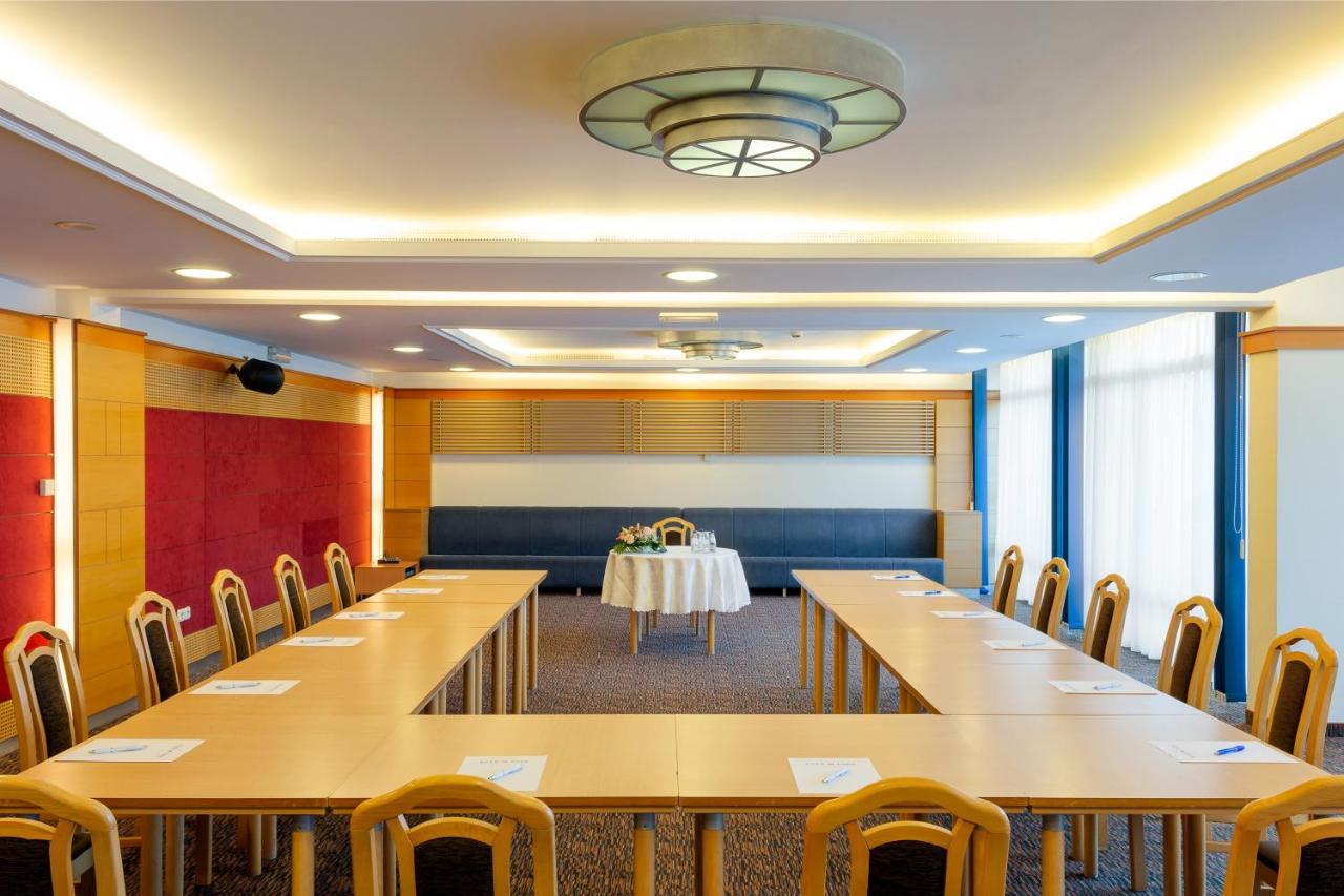 Hotel Eger & Park Ngoại thất bức ảnh