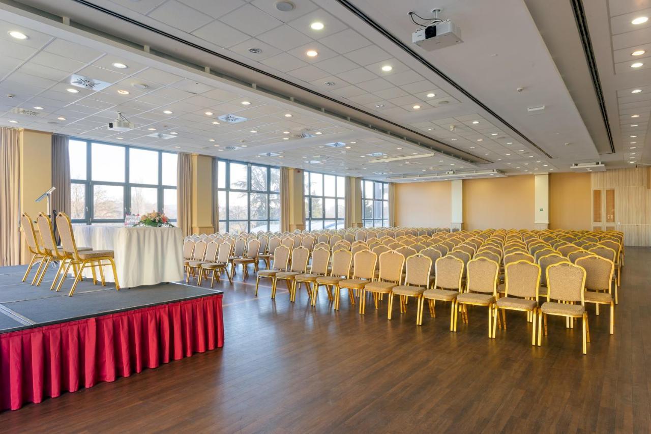 Hotel Eger & Park Ngoại thất bức ảnh